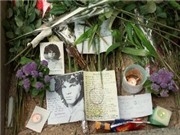Bóng đá anh, ngoại hạng anh, lịch thi đấu euro 2012, Tưởng nhớ Jim Morrison nhân 40 năm ngày mất